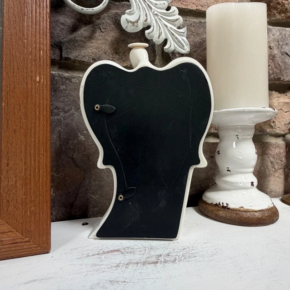 Enesco 2001 Ceramic Angel Heart Picture Frame White Minimalist Figurine 909034
